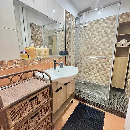 Canas Zelena Апартаменты Римавска-Собота